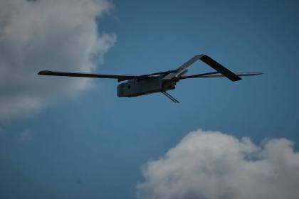 Drone Ukraina membunuh dua orang, termasuk seorang anak-anak, di Rusia ketika serangan lainnya memicu kebakaran gudang