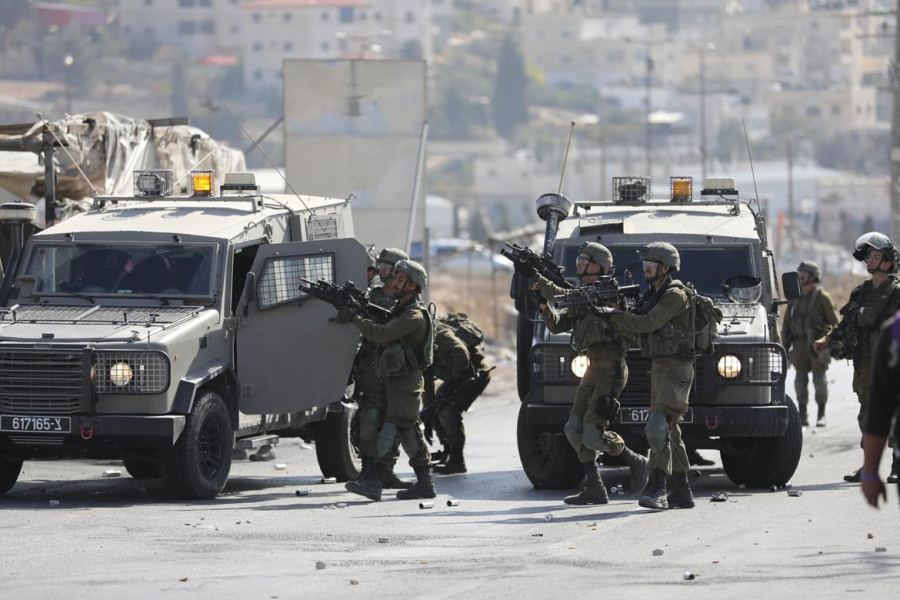 IOF menculik warga Palestina dalam penggerebekan di Bank W