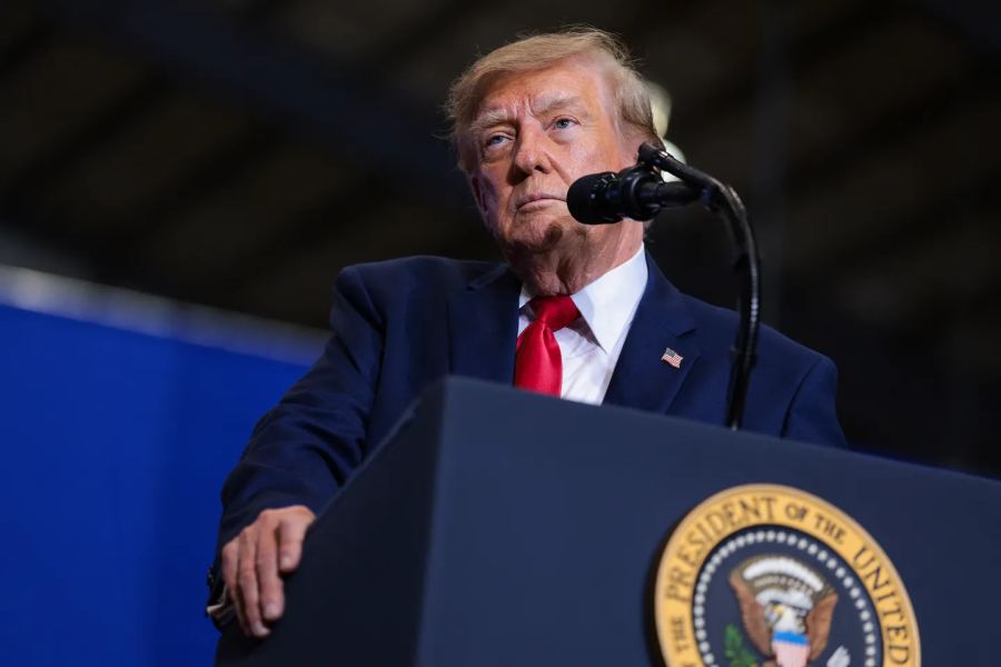 Trump mengatakan AS tidak melakukan negosiasi dengan Iran, menandakan perkembangan yang terjadi 'segera'