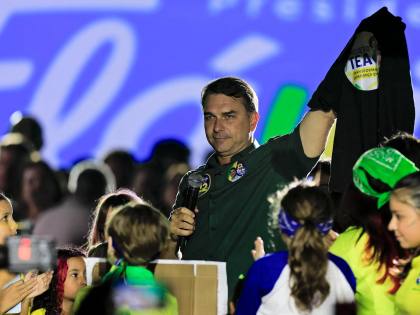 Bolsonaro dari Brasil menantang Lula untuk memperluas perilisan catatan pribadinya