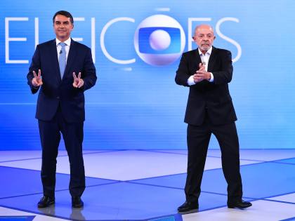 Lula dan Bolsonaro dari Brasil memperdebatkan proposal kebijakan sebelum putaran kedua