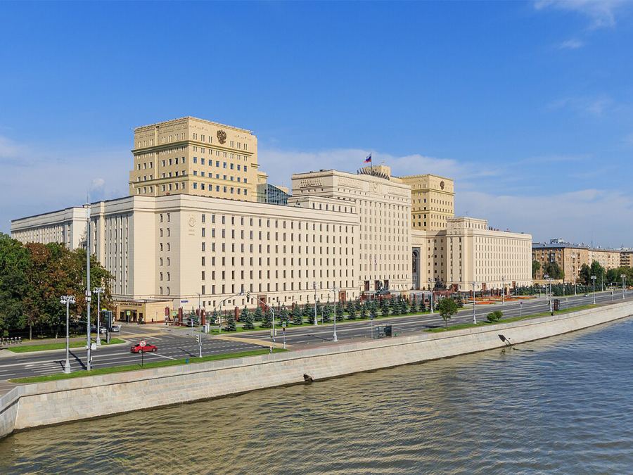 Kementerian Pertahanan Rusia mengatakan pihaknya menargetkan tangki bahan bakar di Pelabuhan Yuzhny di Wilayah Odessa, Ukraina