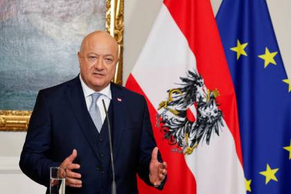 Austria menyerukan Israel untuk segera menghentikan rencana pemukiman