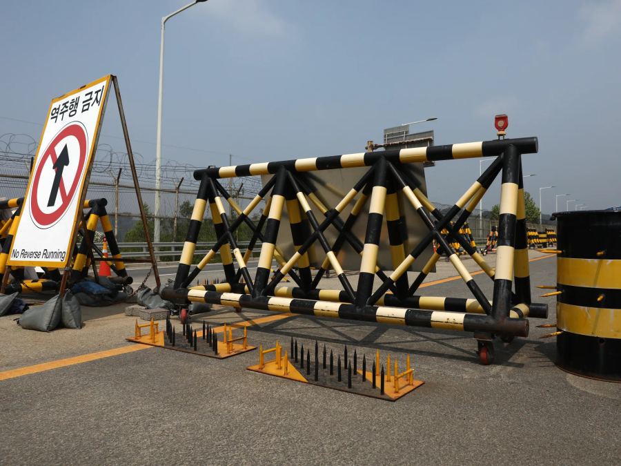 Korea Selatan mengundang Korea Utara untuk melakukan pembicaraan militer mengenai perbatasan