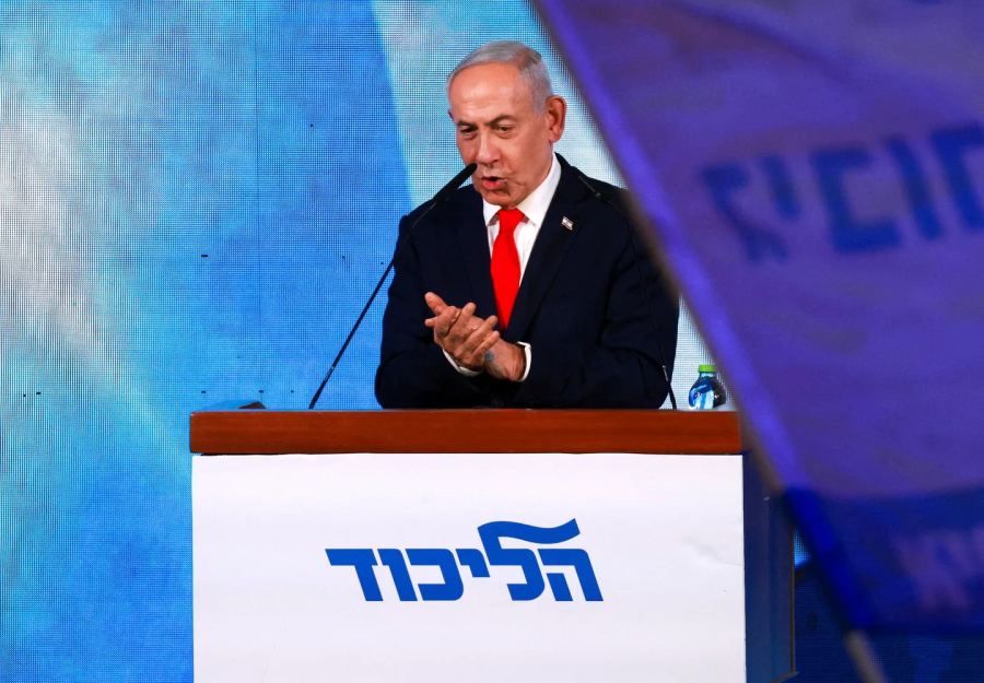 Partai Likud yang dipimpin Netanyahu menduduki peringkat teratas dalam hasil awal, namun jalan menuju kekuasaan masih belum pasti