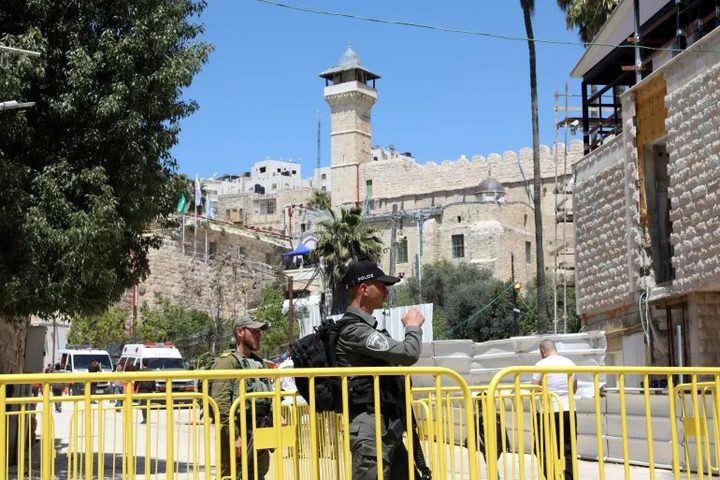 Pendudukan Israel Menutup Masjid Ibrahimi untuk Jamaah Muslim, Mengusir Staf