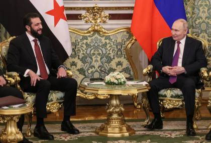 Putin dan al-Sharaa mendiskusikan rencana untuk mengatur kembali pangkalan militer Hmeimim dan Tartus
