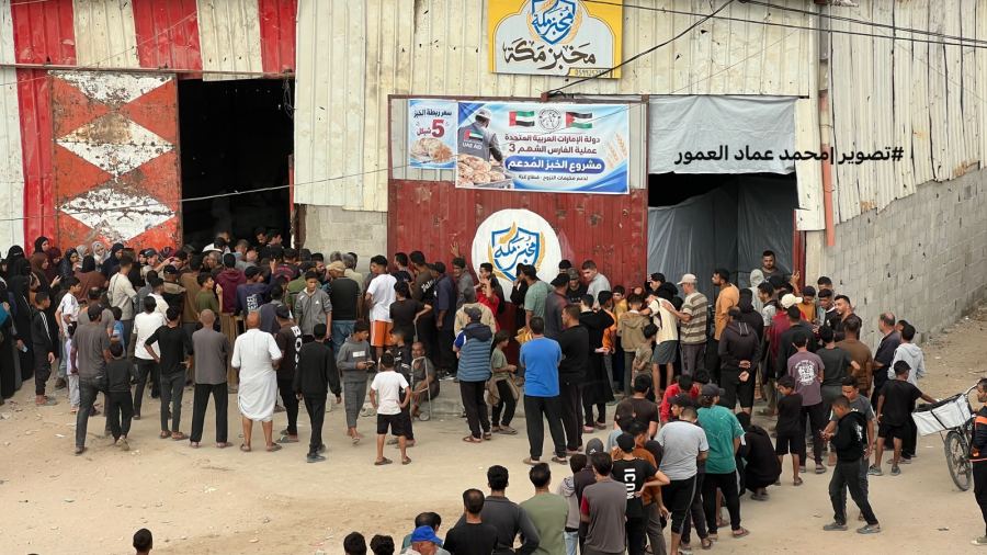 Kekhawatiran akan kelaparan meningkat seiring kembalinya antrian roti ke Gaza di tengah memburuknya krisis tepung