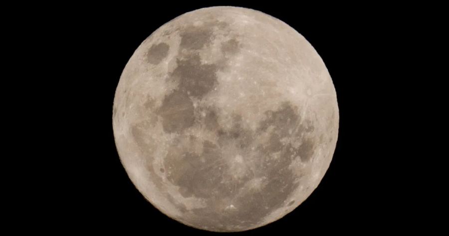 Misi bulan baru Tiongkok dapat mengungkap rahasia es di bulan: Mengapa hal itu penting