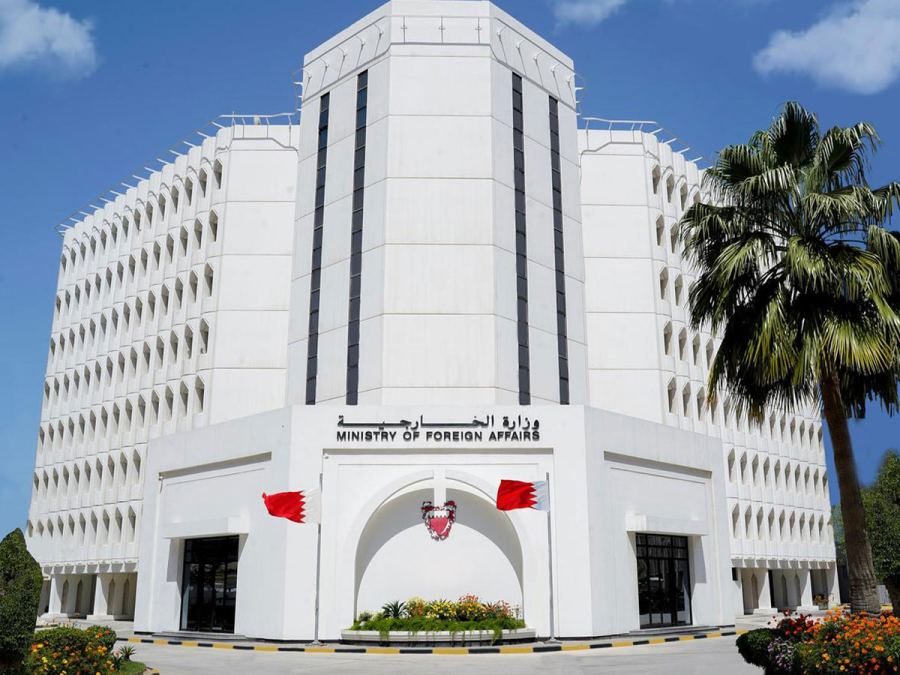 Bahrain Mengutuk Serangan Houthi yang Menargetkan Bandara Internasional Raja Fahd Arab Saudi