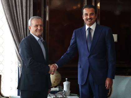 Emir Qatar bertemu dengan Pezeshkian Iran di Moskow