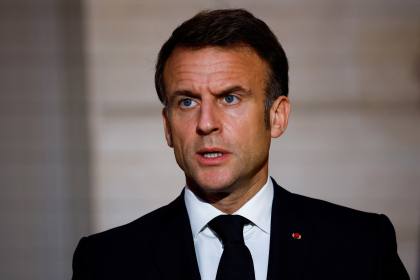 Presiden Prancis: Paris Akan Mengirim Rudal Pencegat ke Ukraina