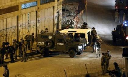 IOF menggerebek rumah-rumah, menculik beberapa warga Palestina di Bank W
