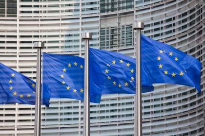 UE Setuju Mendukung Pertahanan Ukraina dengan EUR 6,1 Miliar