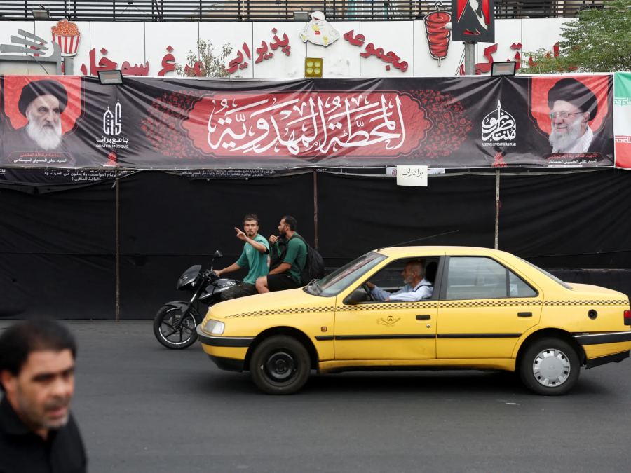 Pemerintah Iran memberi sinyal kenaikan harga bahan bakar menjelang sanksi baru AS
