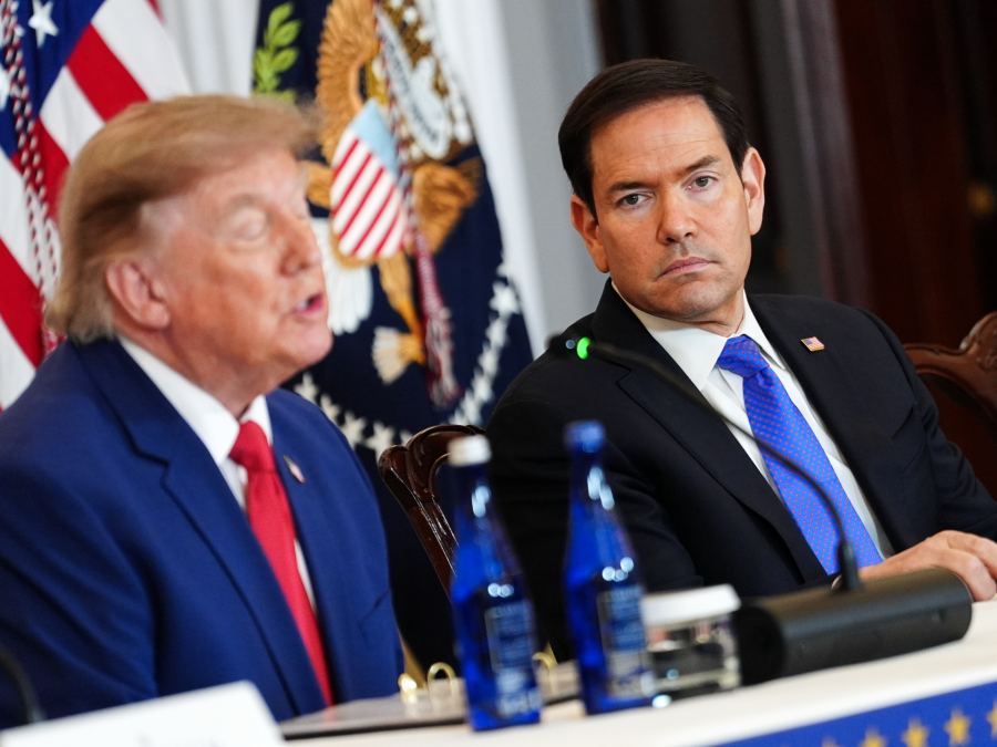 Hakim AS membatalkan larangan visa imigran Trump yang mempengaruhi 75 negara