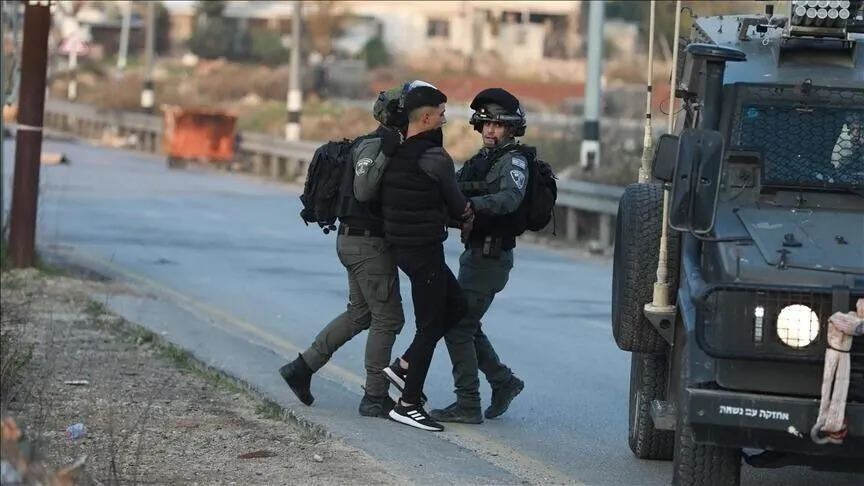 Pasukan Israel menangkap 17 warga Palestina saat penjajah memperluas pos terdepan di Tepi Barat