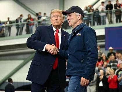 Pemerintahan Trump menggugat untuk menghalangi kemungkinan kemenangan Partai Demokrat di Alaska