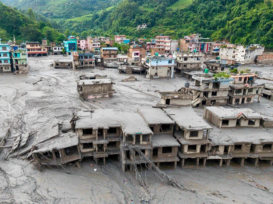 China: 3 Orang Meninggal, 558 Hilang Setelah Tanah Longsor Menerjang Pelabuhan Gyirong di Perbatasan Nepal